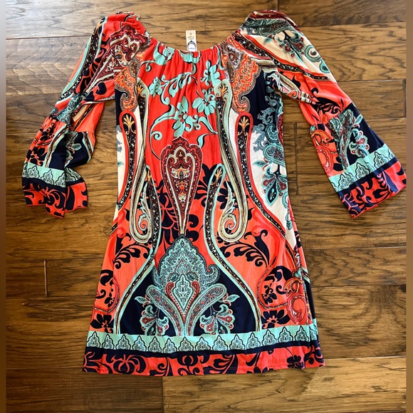 Cute Women’s Dress - Picture 5 of 5